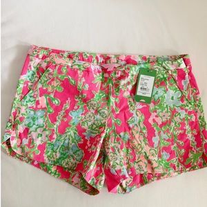 NWT Lilly Pulitzer Adie Shorts, Southern Charm